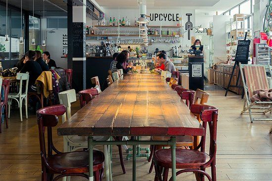 Upcycle Milano bike café